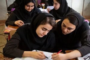 آموزش مجازی مدارس در سال ۱۴۰۵: چالش‌ها و فرصت‌های پیش رو