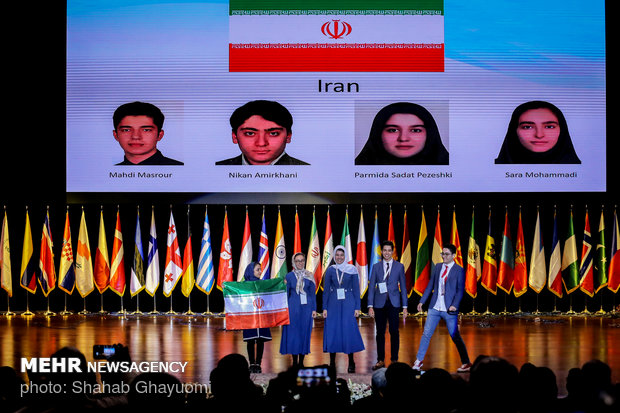 رکورد تاریخی دانش آموزان ایرانی در المپیادهای جهانی؛ ۱۸ طلا در سال جنگ